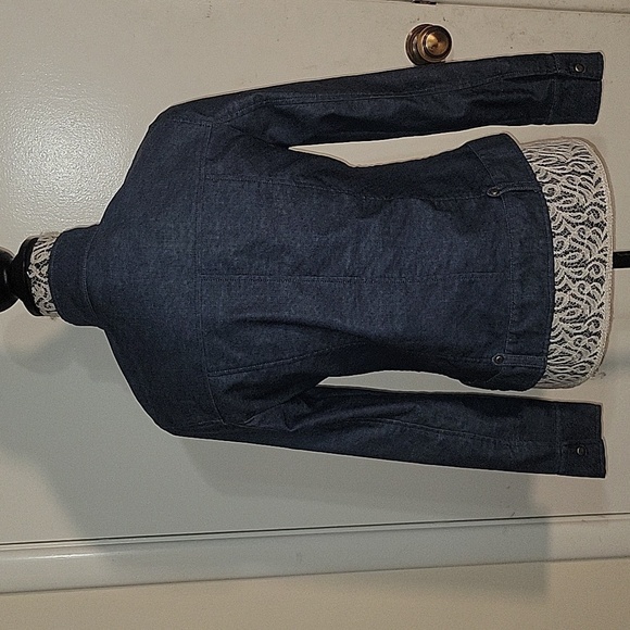 CC Club Classic Denim Jacket Embroidered Zippered Front Bodycon Sexy Contemporar - Picture 5 of 6